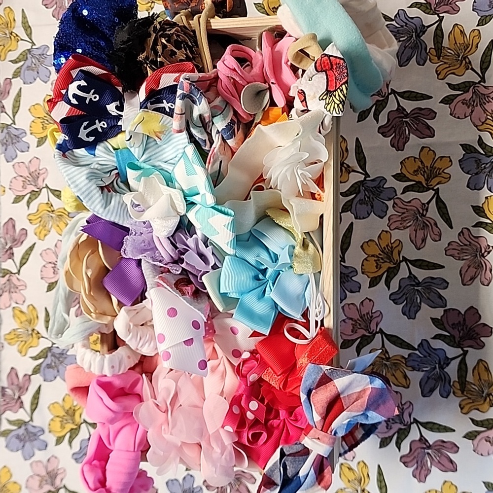 Lot of Baby Headband & bows